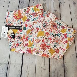 NEW Briggs New York Comfort Waist 12P Petite Chino Shorts White Floral‎